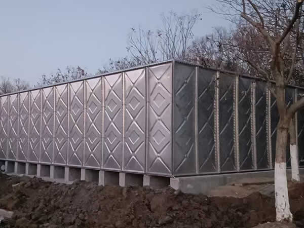 双向弧肋型超刚度大模块抗浮水箱_08